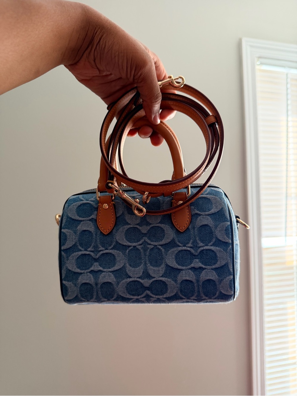 Never worn‼️Coach mini denim Rowan - Picture 2 of 7